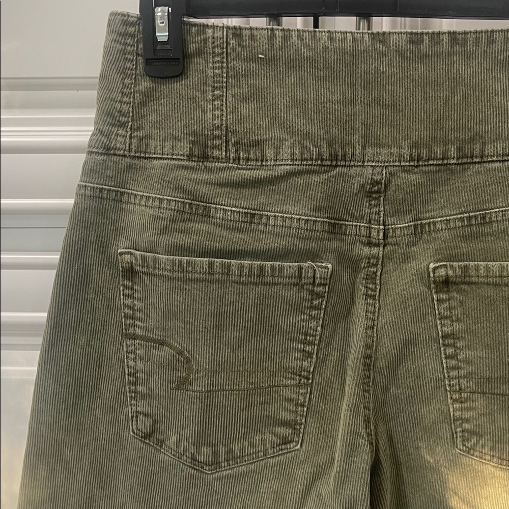 American Eagle Corduroy pants Super Stretch high waisted wide leg olive green 8 - Picture 4 of 16